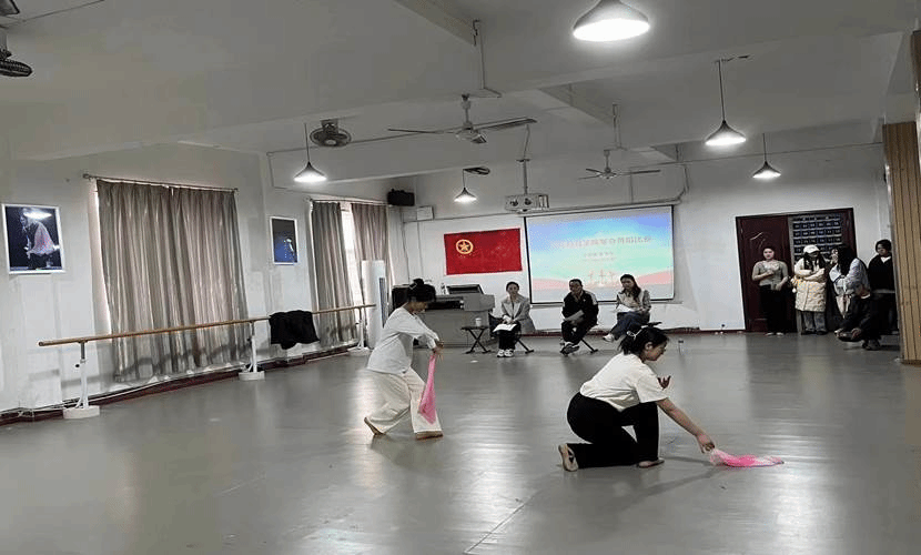 939cb2d4b08f80ba80499085fde6201